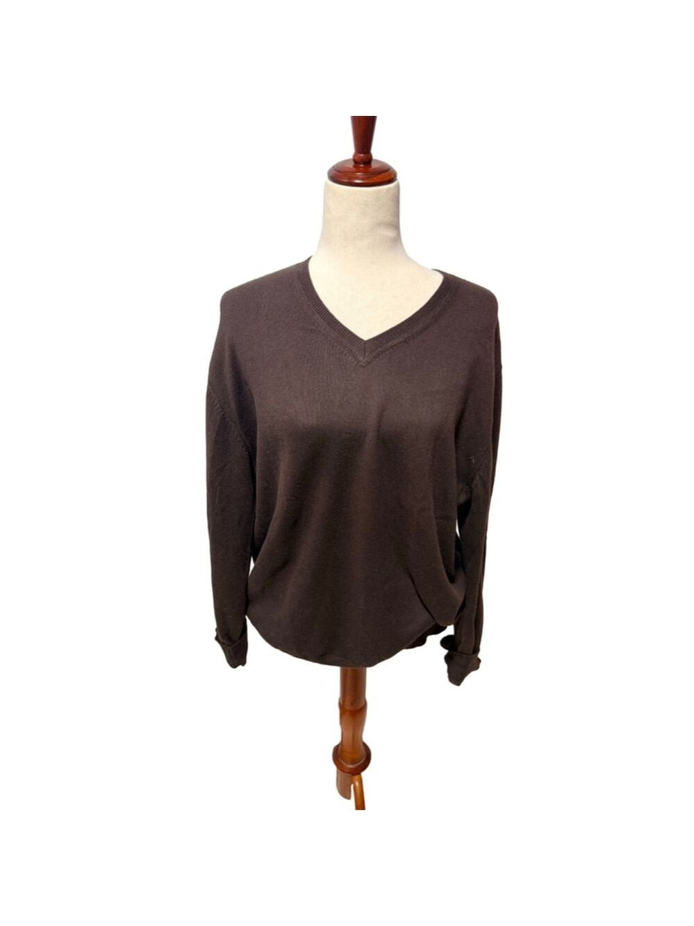 Lands End sweater sz large 42-44 dark brown v- neck lightweight
